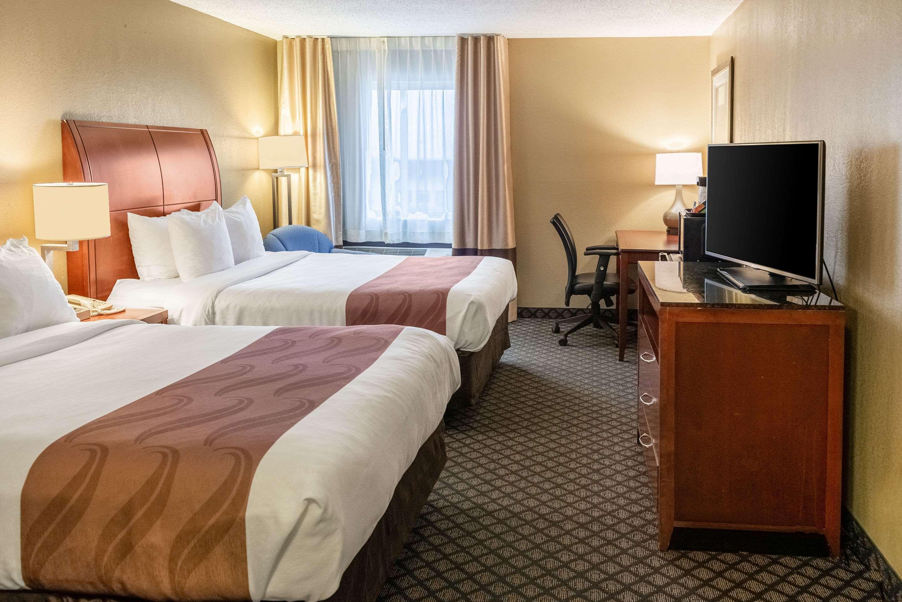 Quality Inn & Suites Seville Zewnętrze zdjęcie