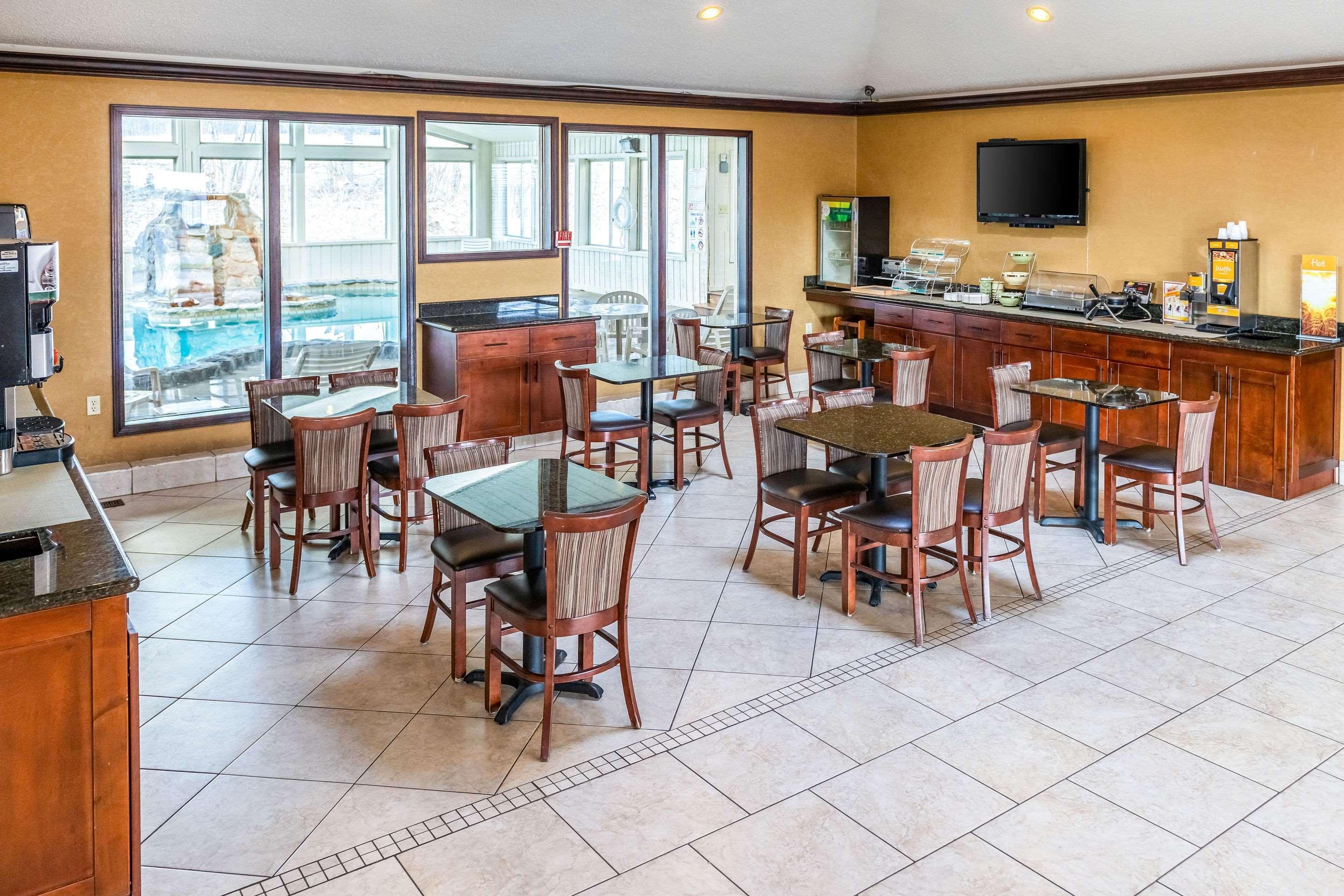 Quality Inn & Suites Seville Zewnętrze zdjęcie