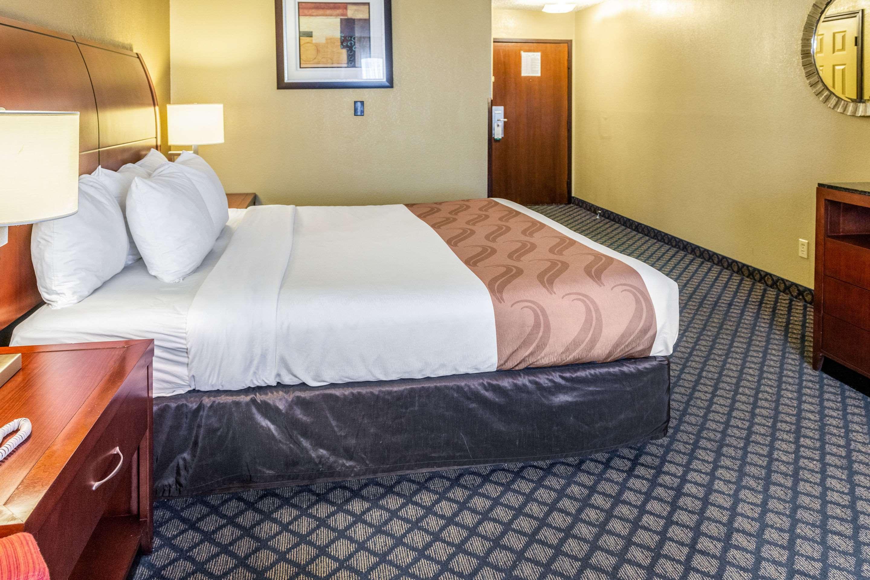 Quality Inn & Suites Seville Zewnętrze zdjęcie