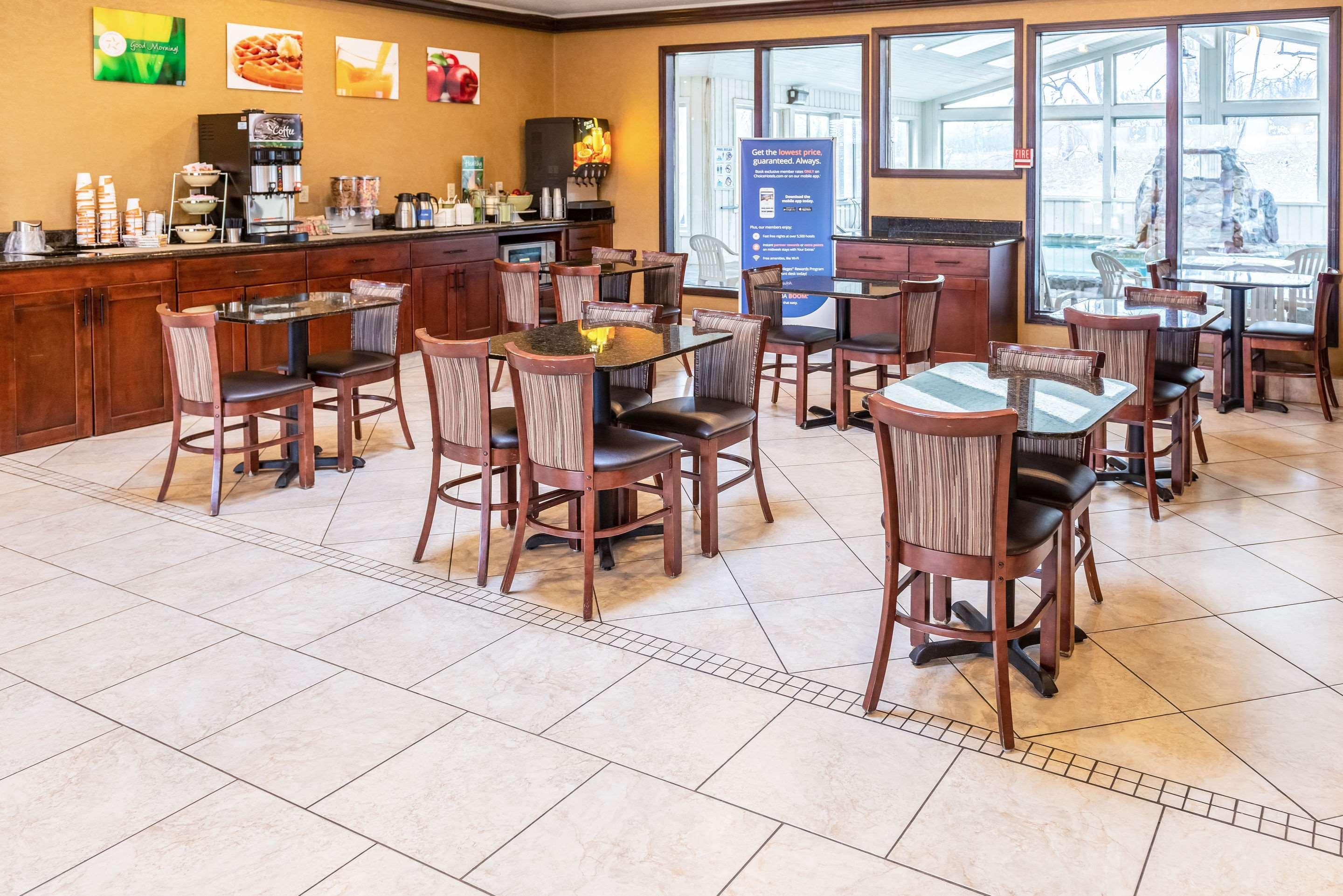 Quality Inn & Suites Seville Zewnętrze zdjęcie