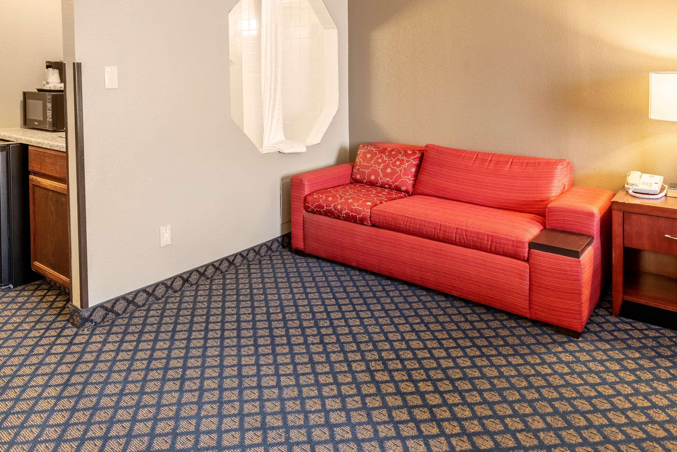 Quality Inn & Suites Seville Zewnętrze zdjęcie