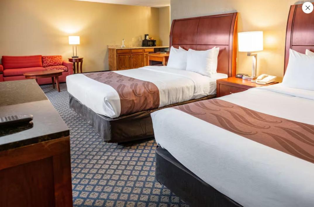 Quality Inn & Suites Seville Zewnętrze zdjęcie