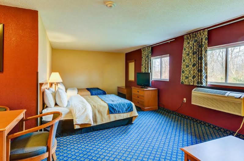 Quality Inn & Suites Seville Zewnętrze zdjęcie